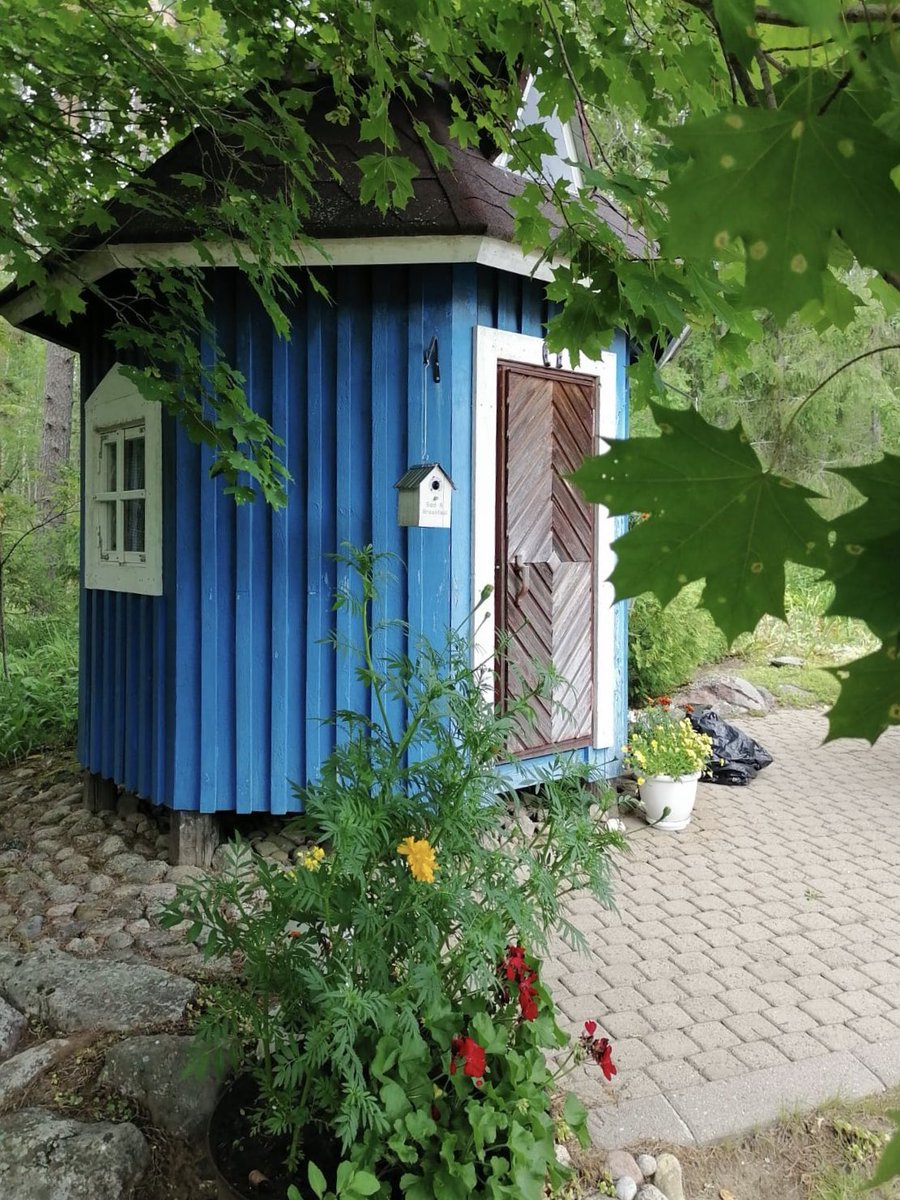 MerjaSainio's tweet photo. Hyvää #ToveJansson :in juhlapäivää #lämminkesäpäivä https://t.co/PFvsW6k9Xw
