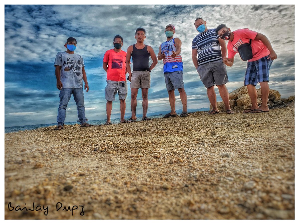 baijaygleven's tweet image. #DosMilDos Family with Boy Tapang
#mobilephotography📸
#handos