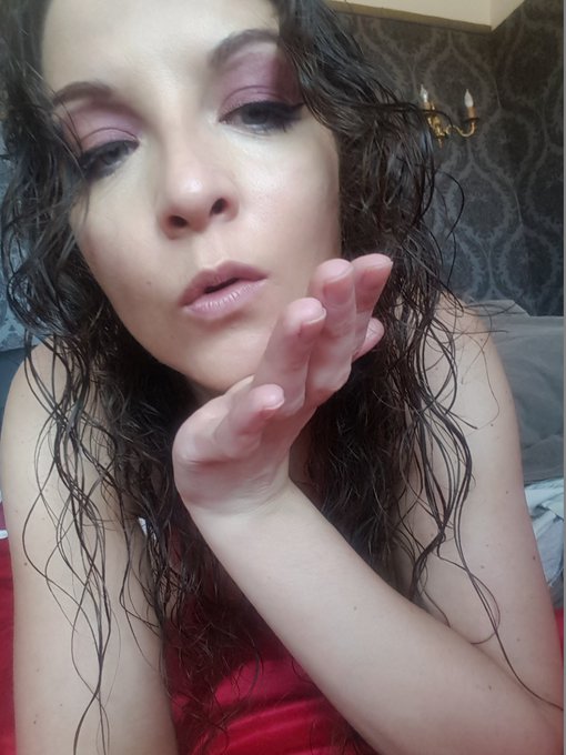 Bon dimanche ❤️ https://t.co/ODHqV6wlbq