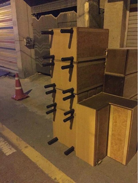 mailonjs's tweet image. 버려진 가구 보는데 ㄱㄱ ㅋㅋ ㅋㅋㅋㅋ
#유머 #일상공감