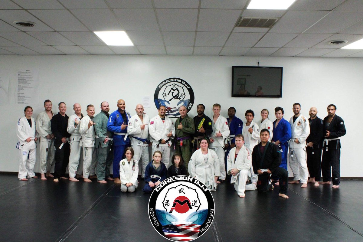 CohesionBJJ's tweet photo. My tribe !!!

#bjj #jiujitsu #brazilianjiujitsu #bjjlifestyle #bjjlife #mma #grappling #jiujitsulifestyle #bjjgirls #muaythai #oss #judo #artesuave #wrestling #nogi #bjjkids #ufc #bjjforlife #mixedmartialarts #bjj4life #graciejiujitsu #jiujitsuparatodos #jiujitsulife https://t.co/OvLxhHdovL