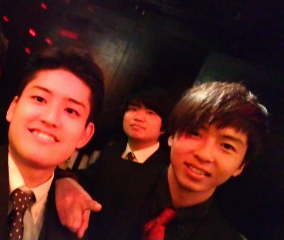 23rdBox's tweet photo. 今日はかんちゃん！
23期の中で一番のイケメン&amp;高音の持ち主！イケメンなのに背も高くて、ギャグセンもあって、やさしくて、天はこいつに5物くらいあたえやがった😠
そんなみんな大好きなかんちゃんもなにやら弱点があるらしい…
みんな聞いてみよう「かんちゃん？なんかあった？」🤷(文責よーよー) https://t.co/e4SRLqlcUY