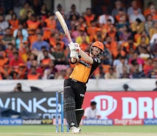 HIGHEST AVERAGE IN IPL HISTORY No other player averages more than Warner in IPL. The notable fact is that Warner plays as an Opening Batsman.