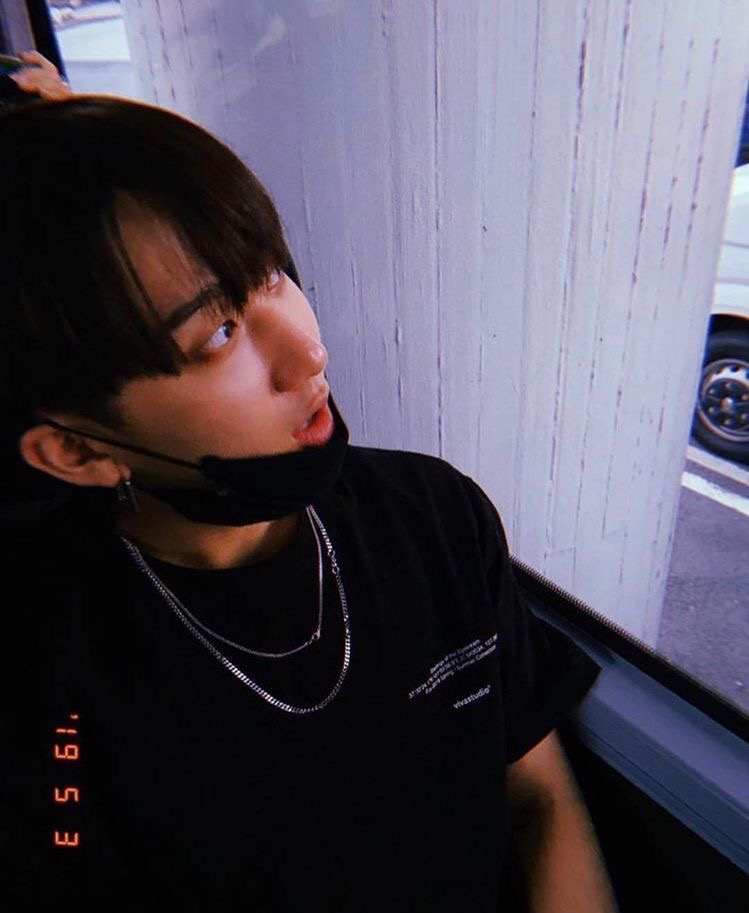 hourlychangbin's tweet photo. boyfriend material changbin https://t.co/yKlYa0o4iI