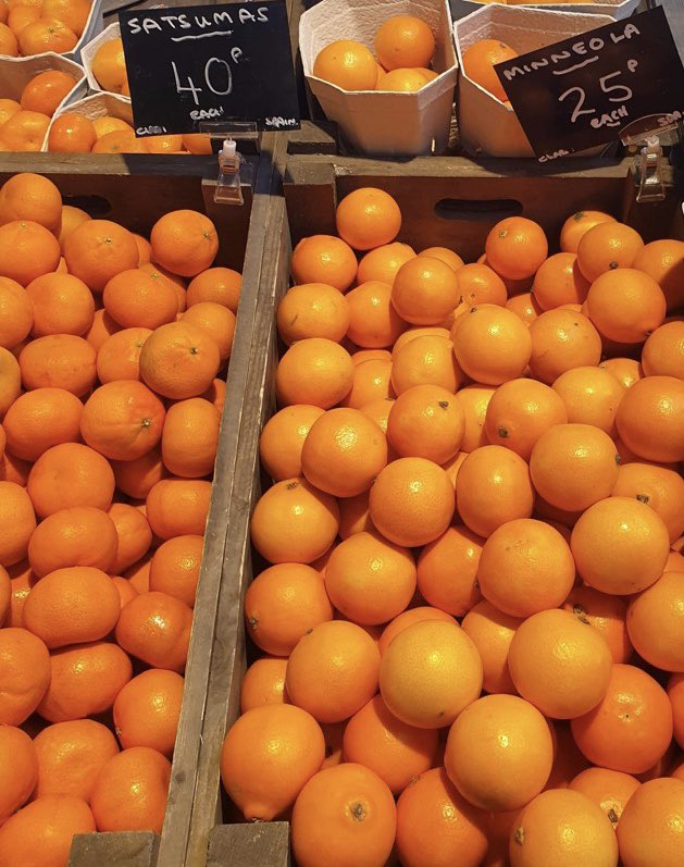 KeelhamFarmShop's tweet photo. ππLook whatβs arrived at #Keelham ...#minneolas are a cross between a tangerine and a grapefruit, prized for their juiciness and combination of sweet/sour flavours. Enjoy a taste of summer for 25p! https://t.co/E3nhoQaYte