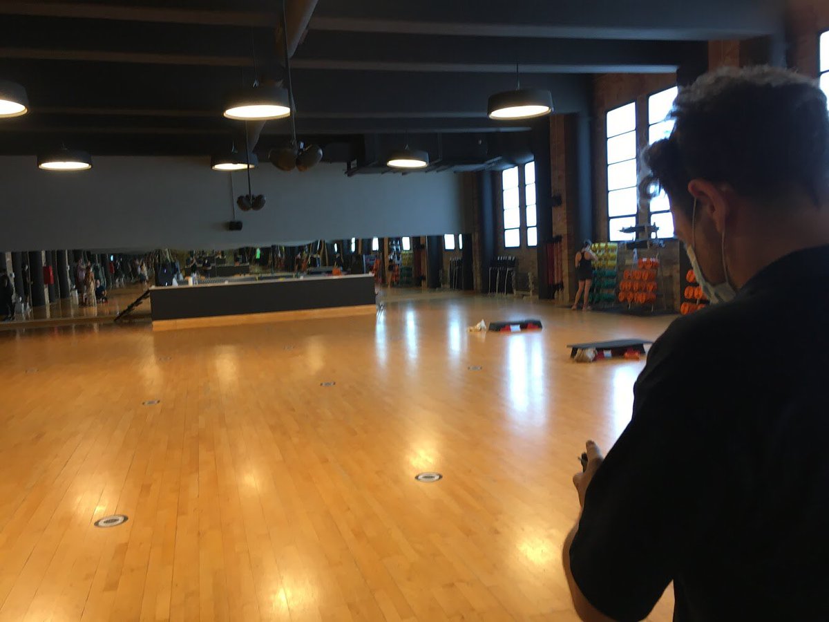 #Localizando para #cortoduende tuvimos la suerte de conocer las magníficas y acogedoras instalaciones de <a href="/Galisport_HClub/">Galisport Happiness Club</a>.

Compartimos con vosotros algunas de nuestras fotos y agradecemos a los trabajadores lo bien que nos trataron en todo momento.