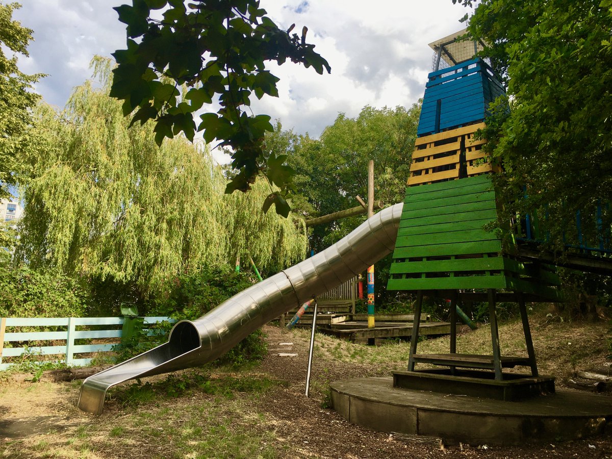 One child was determined to include me in a water fight. So cooling! Another loudly insisted on a visit to the pond to find froglets. And find them we did! My hosts presented the obstacle course, and my inner twelve-year old jumped clumsily to it.