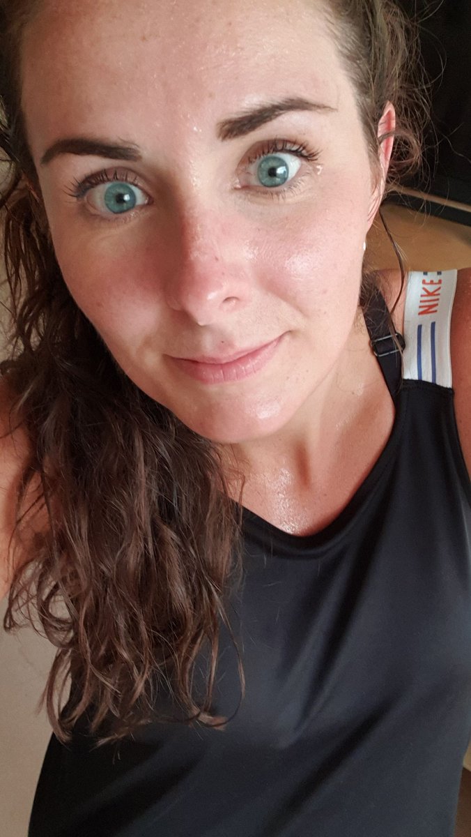 Workout everyday July was a success, another month, another week done #letsfeelgood @FloPanelCoates <a href="/RabinaTindale/">Rabina Tindale</a>  <a href="/GuckinSiobhan/">Siobhan Mc Guckin</a> 
#NursesActive