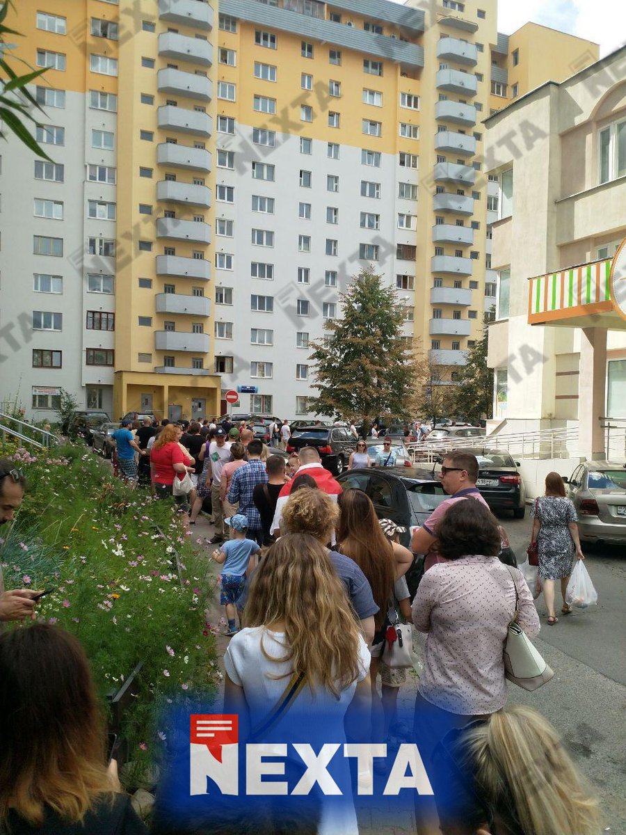 It's election day in  #Belarus and long lines are present outside voting boots throughout the country.Internet has been disrupted all the day, there is a fear of voter fraud in the air