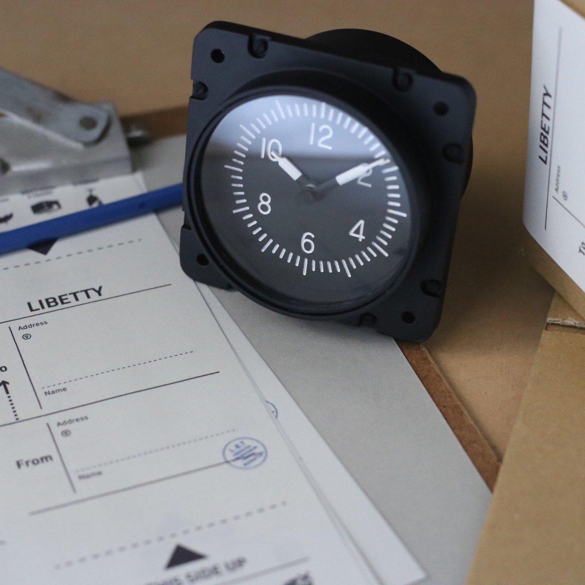 libetty2019's tweet image. 新色ショップに追加したよ！よかったらチェックしてみてね！
パッケージもそれっぽく作ってみたよ！
#tableclock #handmade #watch #置き時計  #時計 #時計好きな人と繋がりたい #時計好き #ハンドメイド好きさんと繋がりたい #ハンドメイド  #ハンドメイド好き  #ハンドメイド作家  #ハンドメイド作品