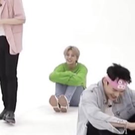 ᵗⁱⁿʸ ᴊᴜɴɢ sᴜʙɪɴ ( ´•̥-•̥` )