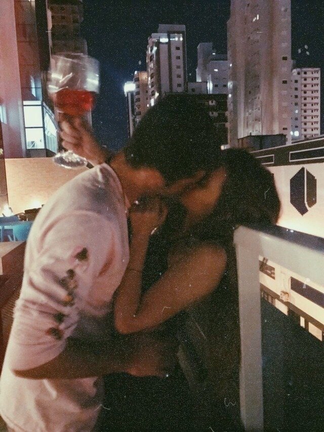 Coffee shop dates again