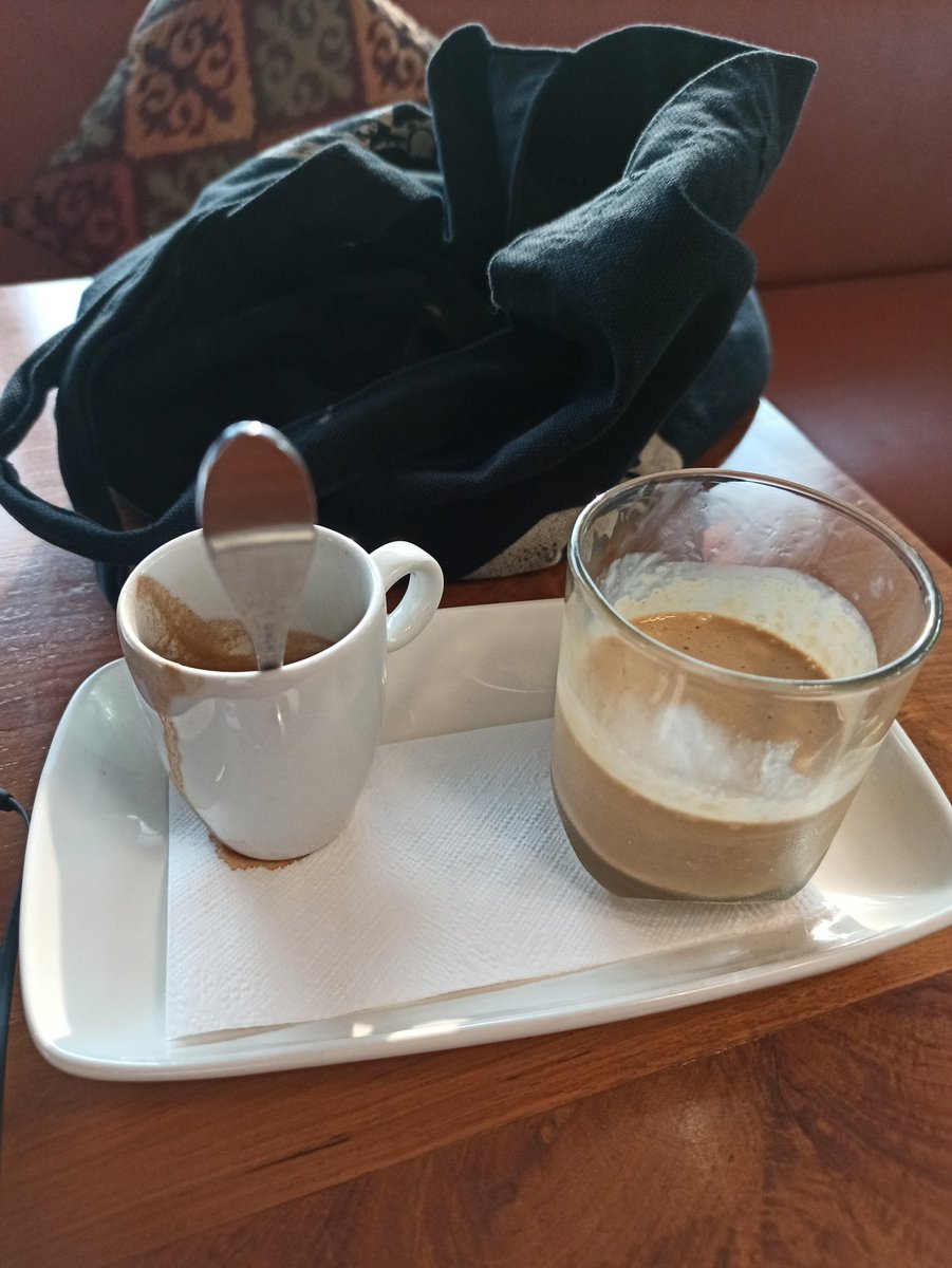 diorama_work's tweet photo. Some coffee at sunday pm https://t.co/mbWxyceF2N