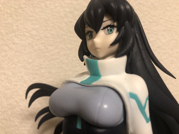 ふう、美しい……おっぱいとのバランスも良いです(*'▽'*) 