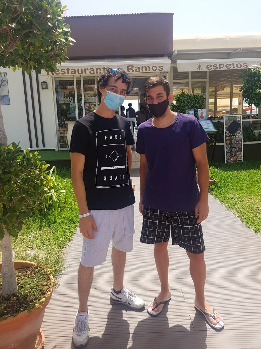 Hoy he tenido la suerte de conocer en persona a un grande <a href="/Jonynho_Dj/">JonynhoDj</a> 🥰🥰🥰. Ya nos veremos 💪💪💪