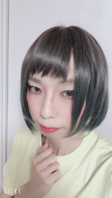 新しいウィッグもきたので女装なう！ ユニクロのワンピースはなかなか着やすいし可愛いしでいいかもです！ ただ、やっぱり女装でお外でるのはまだ難しい？かも？ 一人だとね #女装さんと繋がりたい  #女装  #男の娘<a href="/tag/%E5%A5%B3%E8%A3%85%E3%81%95%E3%82%93%E3%81%A8%E7%B9%8B%E3%81%8C%E3%82%8A%E3%81%9F%E3%81%84"class="tags">#女装さんと繋がりたい</a><a href="/tag/%E7%94%B7%E3%81%AE%E5%A8%98"class="tags"><span>#男の娘</span></a><a href="/tag/%E5%A5%B3%E8%A3%85"class="tags"><span>#女装</span></a><a href="/tag/%E5%A5%B3%E8%A3%85%E7%94%B7%E5%AD%90%E3%81%AF%E8%87%AA%E6%92%AE%E3%82%8A%E3%82%92%E3%81%82%E3%81%92%E3%82%8D"class="tags"><span>#女装男子は自撮りをあげろ</span></a>