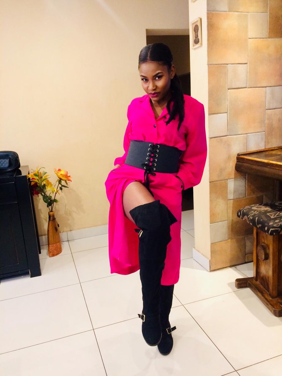 FionaRee_SA's tweet photo. Happy #WomensDay to all the Ladies of the world! Wear your #strength, #courage and #dignity proudly ❤️❤️❤️

#womensmonth2020 #SundayFeels https://t.co/OuT4PYNpOt