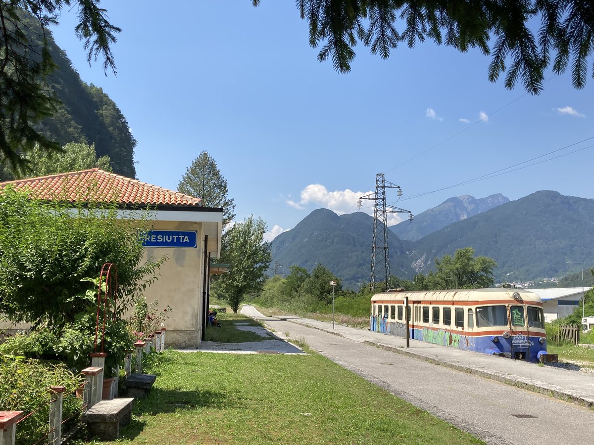 adrianadanielis's tweet photo. โInto The Wildโ
Non รจ Alaska (dove il mitico bus รจ stato rimosso) ma #FVG #Resiutta #Ciclovia #AlpeAdria #Radweg https://t.co/9hezWlkKYi