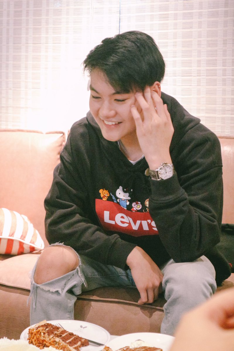Petchzt_Memo's tweet photo. กุ๊งกิ๊งๆๆๆๆๆๆๆๆๆๆๆๆๆๆๆ ทั้งหมดนี้คิดว่ามีกระดิ่งกี่ลูก? 🛎
#HBDPetchzt22nd
#Petchzt
#Petchzt_memo
#TUSexyBoy https://t.co/4THNirOQS0
