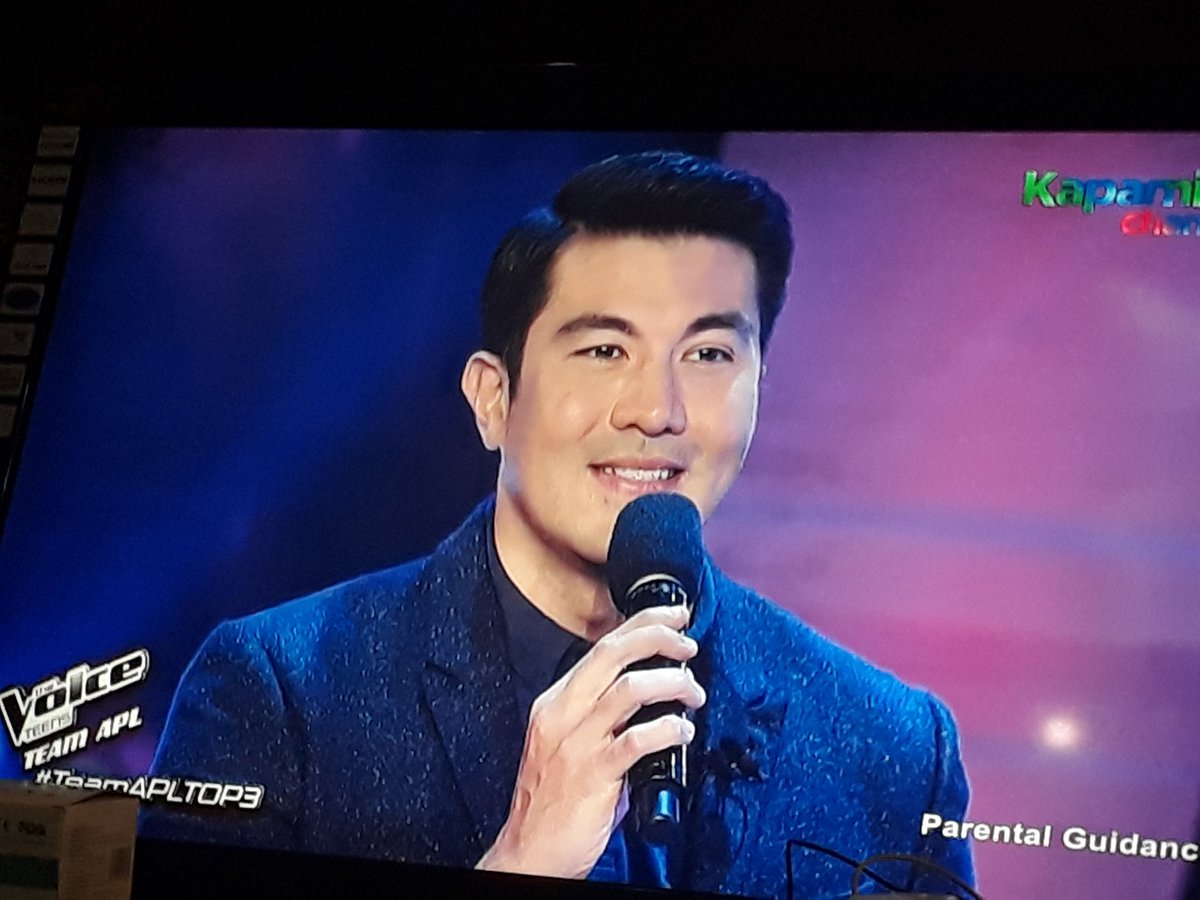 abby5778's tweet photo. Gwapo much ng host oh!!!😘😘😘 @luckymanzano #TeamAPLTOP3 @TheVoiceABSCBN https://t.co/X6LN9lqdB5