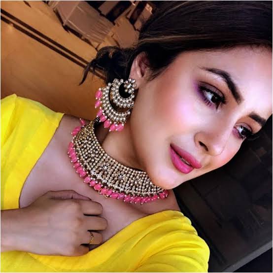 Radiant yellow  #SalNaaz #ShehnaazGiIl #SalmanKhan  #SlayLikeShehnaaz
