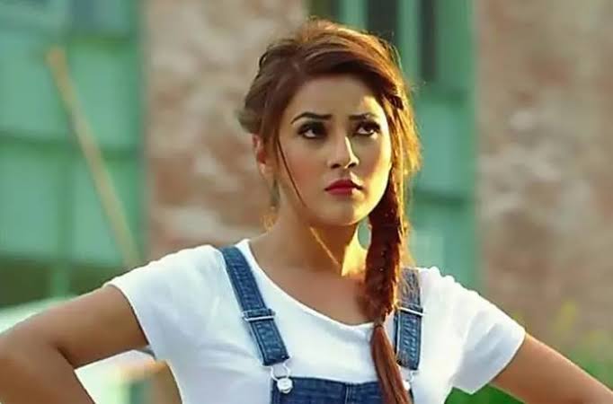 Dashing Denims #SalNaaz #SlayLikeShehnaaz  #ShehnaazGiII  #SalmanKhan