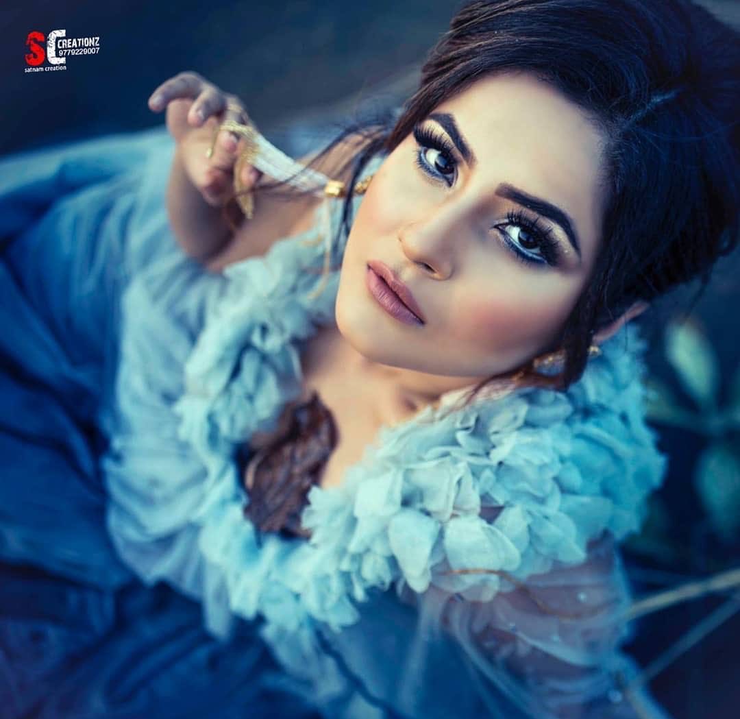 Charismatic Skies #SalNaaz  #ShehnaazGiIl #SalmanKhan  #SlayLikeShehnaaz