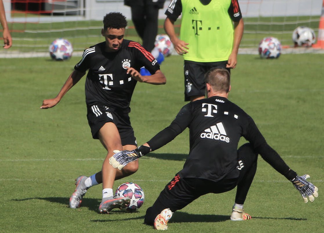 Great experience being on the bench in the <a href="/ChampionsLeague/">UEFA Champions League</a> yesterday ❤️🙏🏽