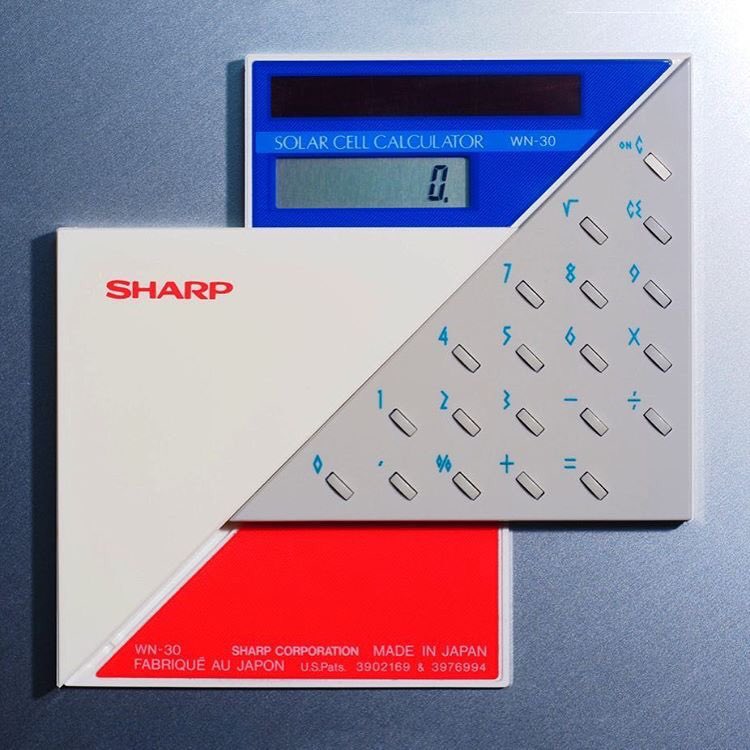 THREAD: Colourful & shapely product design from the past 5 decades, a particularly rich seam in our consumer culture that I hope might b rediscovered soon (end of the black tablets of nothingness era pls). Here is the Sharp WN-30, collapsible pocket calculator 2 kick things off