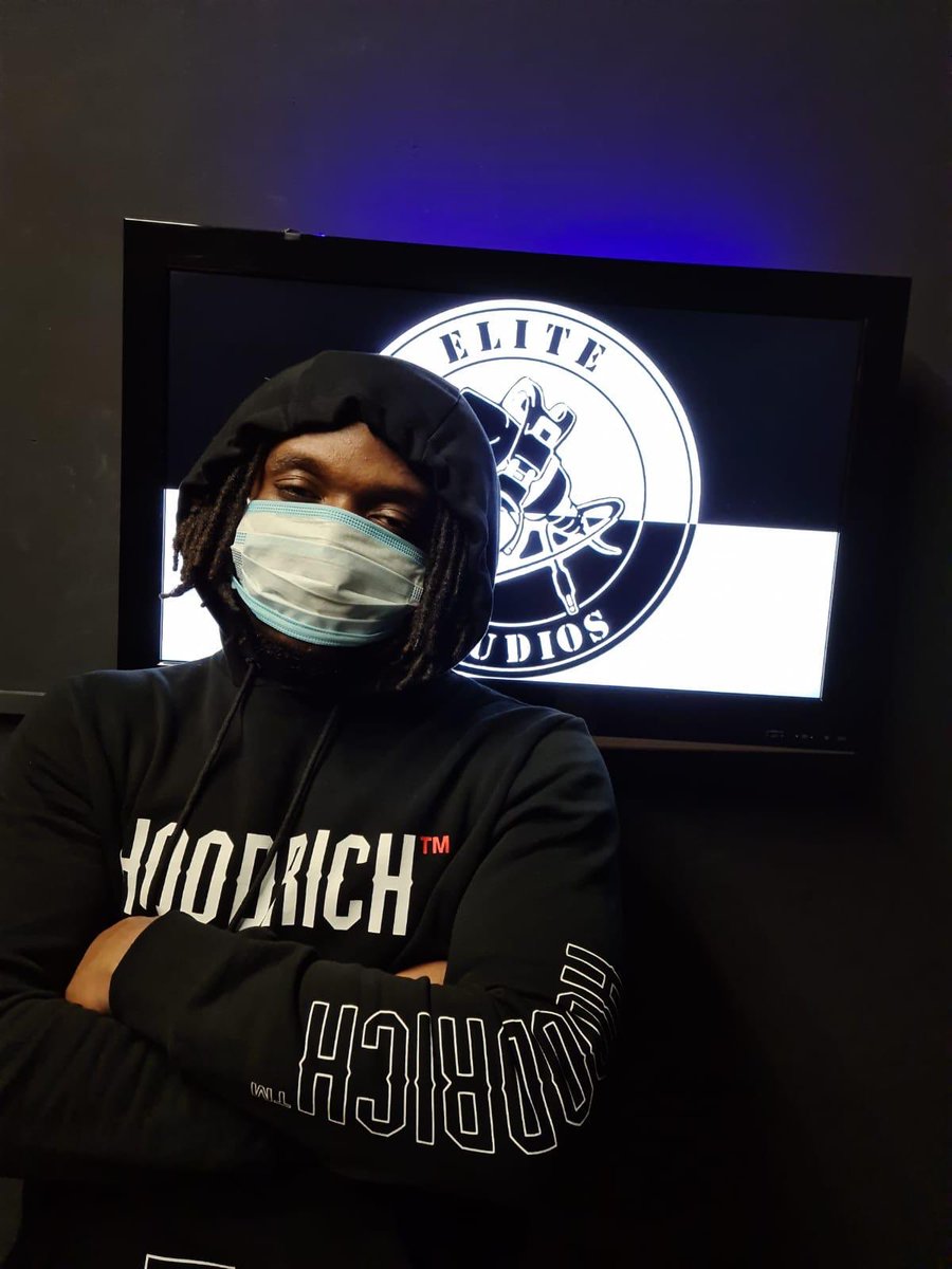 elite_studio_'s tweet photo. #elt_mbtrapmode #mbtrapmode @elt_mbtrapmode @elite_studio_ #elite_musicstudio #Studiotime #studiosession https://t.co/roSie8vvSf