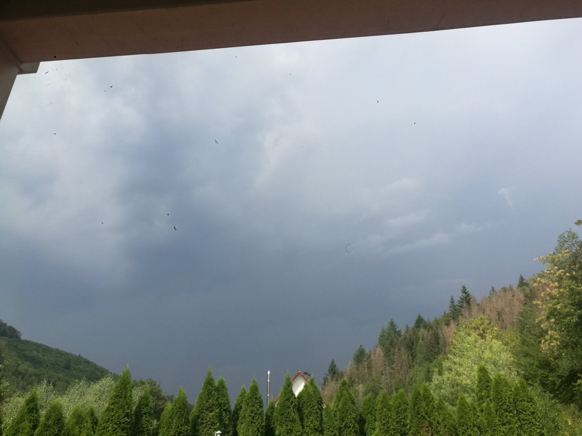 Abkühlung im Anmarsch ....