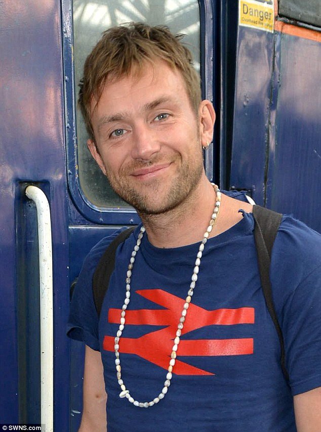 happy damon, a thread