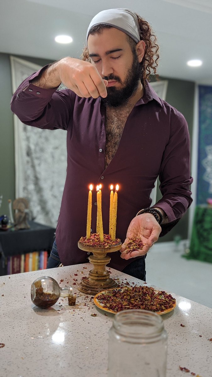 ElhoimLeafar's tweet photo. You're the owner of your Craft, the student of your practice, and your constant practice is your closer master 🧙🌙🦋✨
You're the most beautiful manifestation of the Goddess's blessings.
#Magicworkers #Magicians https://t.co/HYoXGgUOmV