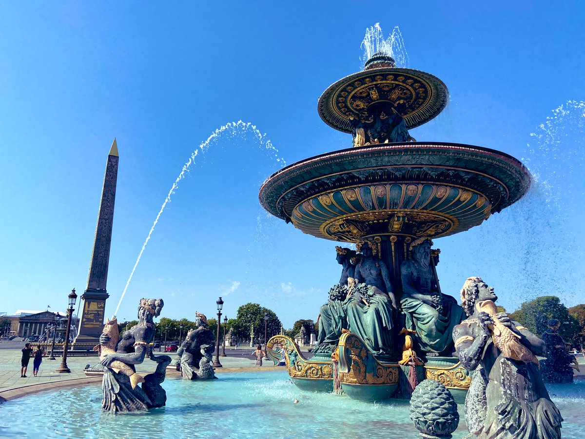 ✨Una bonita mañana por #París

⏰Nos hemos levantado bien temprano para aprovechar al máximo las primeras horas de la mañana antes de que llegara el calor

🔇Es un placer pasear así, pero da cierta pena y un poco de nostalgia de la alborotada París de siempre...