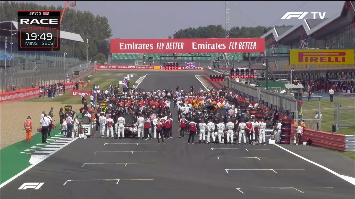TelemetricoF1's tweet photo. La temperatura se va elevando #RaceDay #BritishGP
🌡️24° #AirTemp 43° #TrackTemp
💧 61%
#F170
#F1AP
#TelemetricoF1 https://t.co/gEoOJ0siY8
