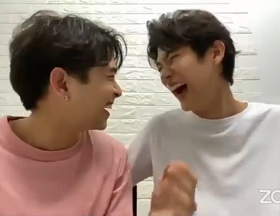 a thread of Tommy being whipped;(proud ako sa screenshots ko sksksks) #RaikantopeniPHLxMii2 #80kRaikanLiveXperience @jimmy_jimmoi  @tommysittichok