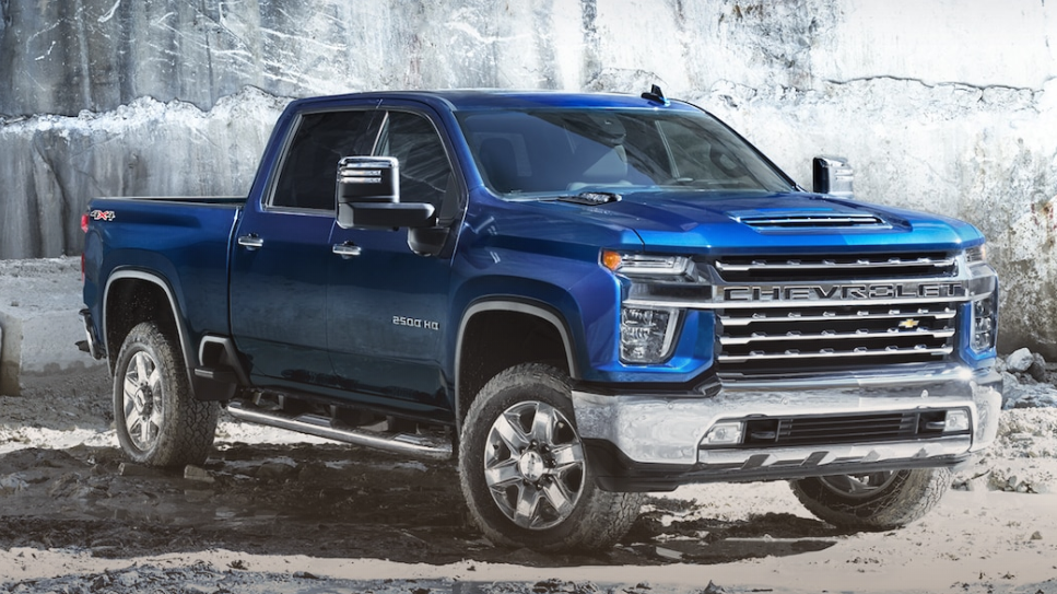 people like  @tedcruz assumed that I was talking about all pickups in the tweet from the other day. but I was talking about a specific design trend: the cliff-face front grille. here is the 2020 Silverado HD