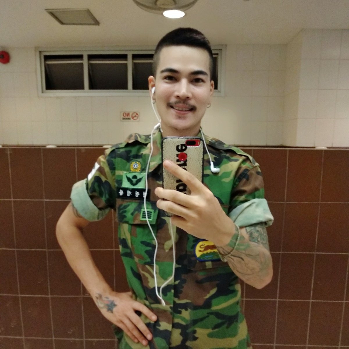 အခ်စ္ဆုိတာက တစ္ခါတေလလဲ လုိအပ္ေနျပန္ေရာ