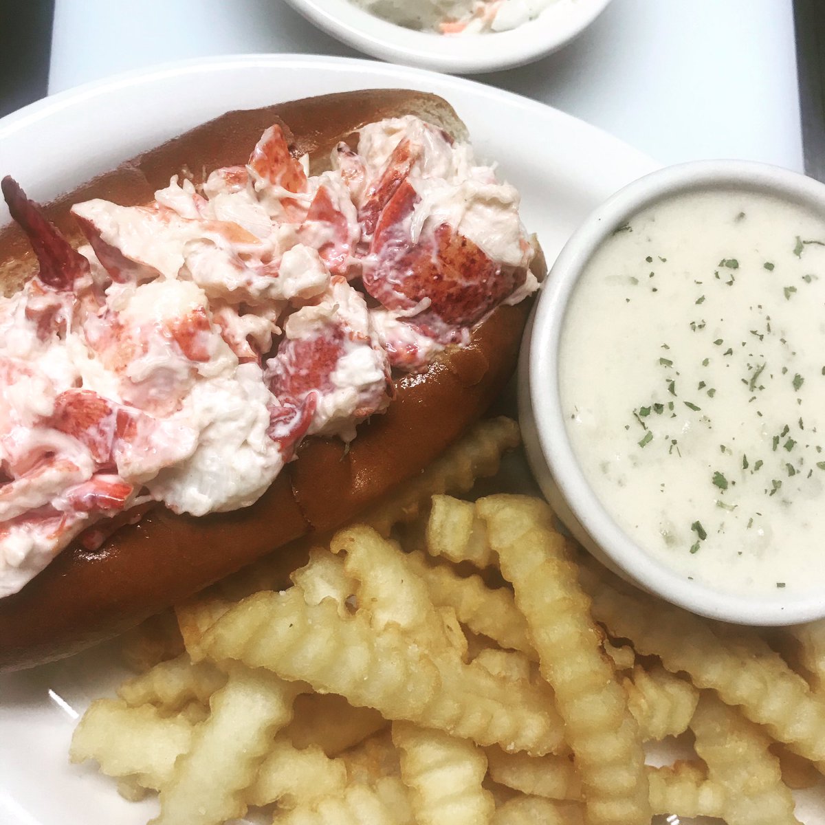 Happy Friday everyone. Today’s specials are lobster roll with homemade haddock chowder, coleslaw and fries. Don’t miss out on this special, it sold out fast last week. Order online stationgrillrestaurant.com #mainerestaurants #lewistonrestaurants #auburnrestaurant #mainerestaurants