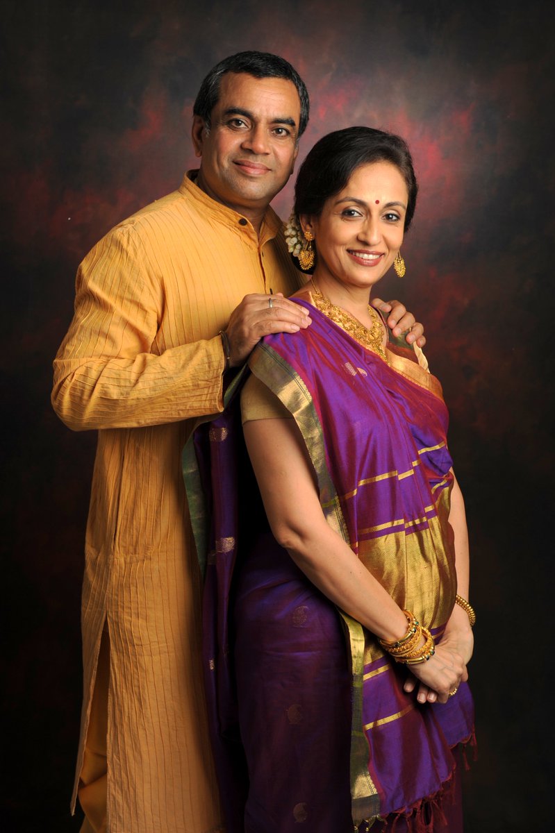 YoSwaroop's tweet image. Thanks @MrsGandhi, this ones for you. Both Paresh and me in #Handloom. #Vocal4Handmade @TexMinIndia @smritiirani  @SirPareshRawal