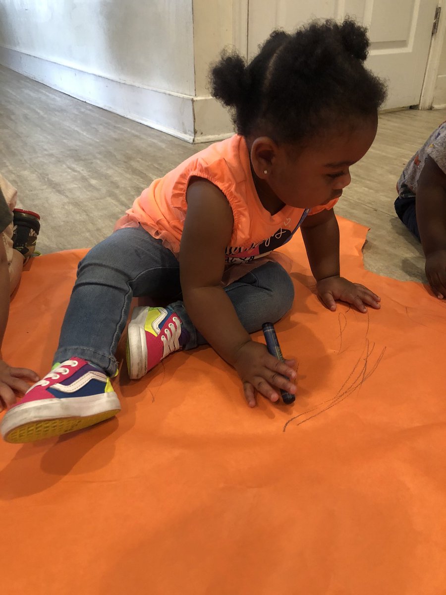 Unique Little Hands tweet media