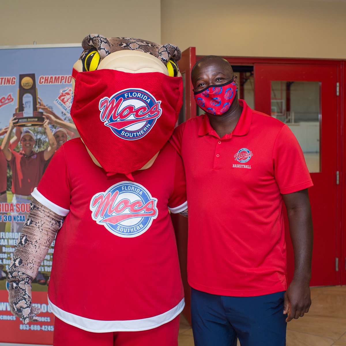 FLSouthern's tweet image. Be like Mocsie and Coach Michael Makubika and wear your mask! #MocsMaskUp #25MoreDays#FSCares