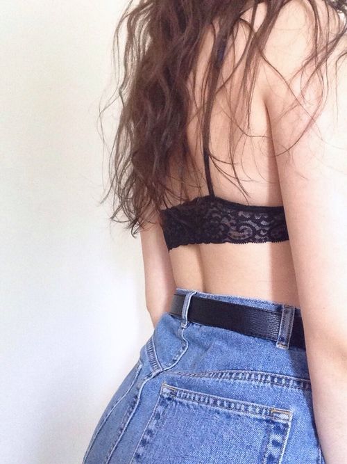 thatmiirey's tweet photo. Fashion aesthetic for Moon-dominant women (Rohini, Hasta, Sravana)

feminine, girl next door, comfortable

inspired by @ClaireNakti https://t.co/a4wVAOhmI1