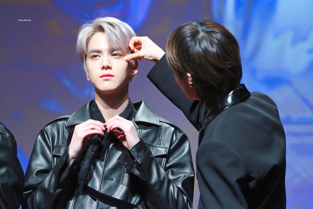 NewWorld_426's tweet photo. 생일 축하해 🎂

#더보이즈  #뉴  #최찬희 #김영훈 https://t.co/w4DnSi0bmM