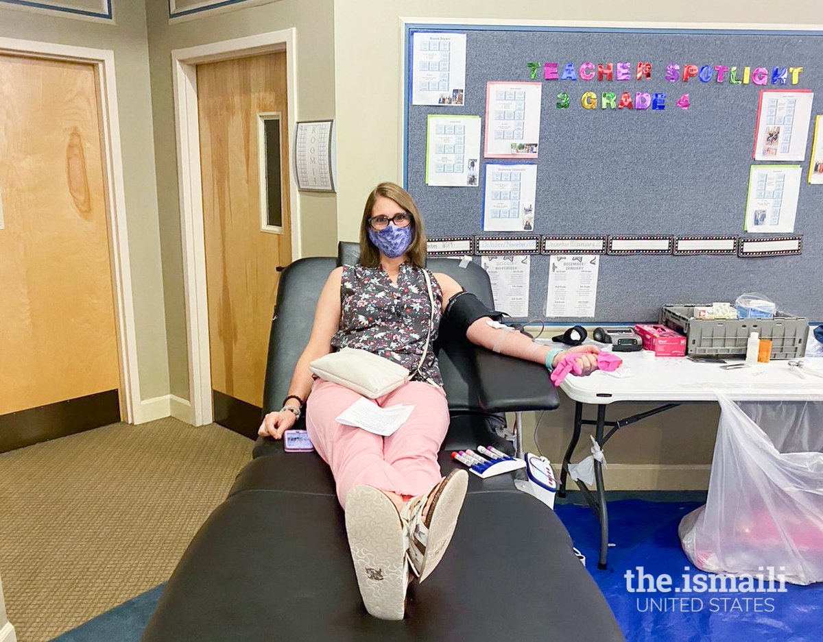 TheIsmailiUSA's tweet photo. The Ismaili Council for the Southeastern USA, Faith Alliance of Metro Atlanta (FAMA), and @RedCross hosted an interfaith community blood drive at Atlanta Ismaili Jamatkhanas. 100 FAMA and I-CERV volunteers, 262 units of blood, 786 lives saved. #Ismaili #OneJamat #ICERV #COVID19 https://t.co/Mf5azxDlod