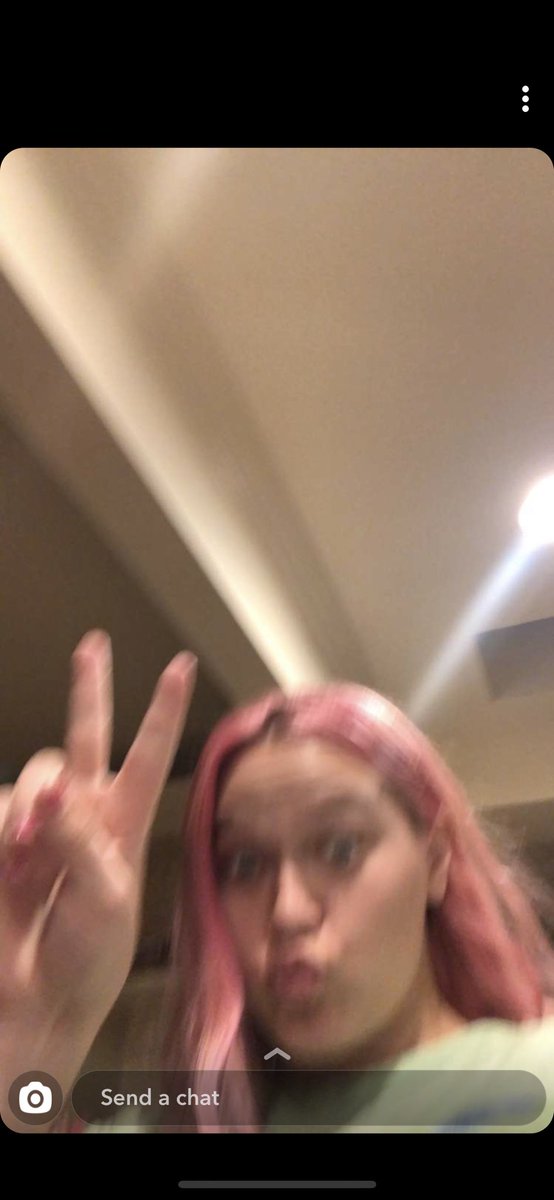 sumerleii's tweet photo. happy 18th birthday to my best friend, i love you so much 🥺🥺🤍🤍 https://t.co/RKoud6jEEA