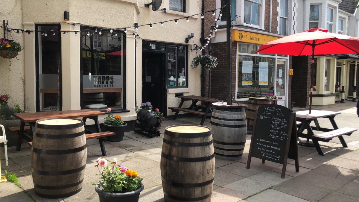 <a href="/Tapps35/">Tapps@35</a> is now BACK OPEN

After a small hiatus we’re back open. Slightly different set up but same great beers

#TheReturn #MicroPub #Llandudno 
#NorthWales #CAMRA #CaskBeer #CraftBeer