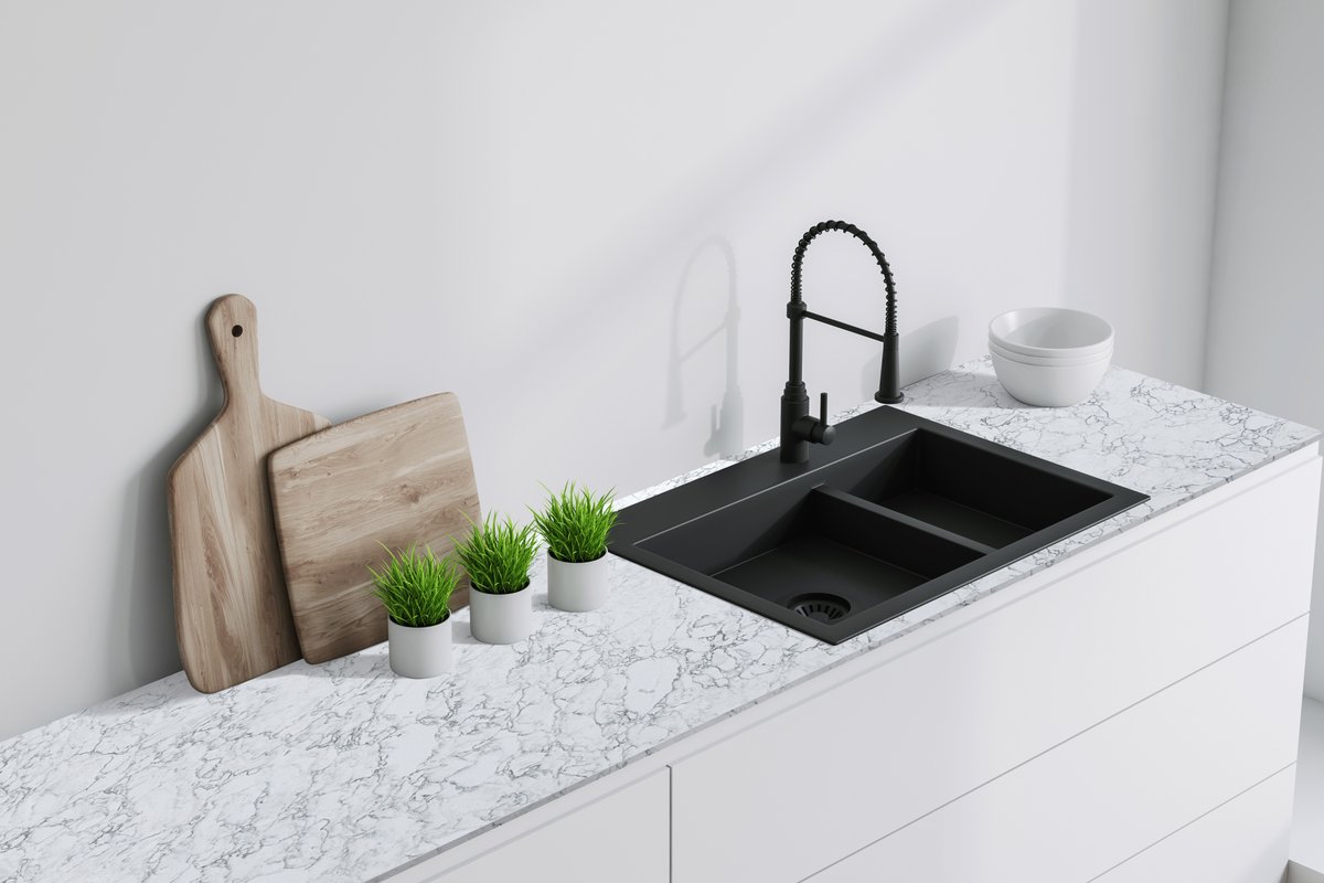 CRLstone's tweet image. CRL Quartz Lugano will give any space a timeless appeal in both contemporary and traditional settings. The distinctive pattern makes it the perfect surface to pair with dark furniture and appliances to create a wow factor.
#timelesskitchen #contemporarykitchen #monochromekitchen