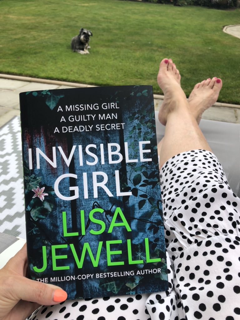 Got my new @lisajewelluk book yesterday!!! Finished it already . Loved it - a real page turner . Fabulous characters too #favouritebook #guilypleasure #summerread
