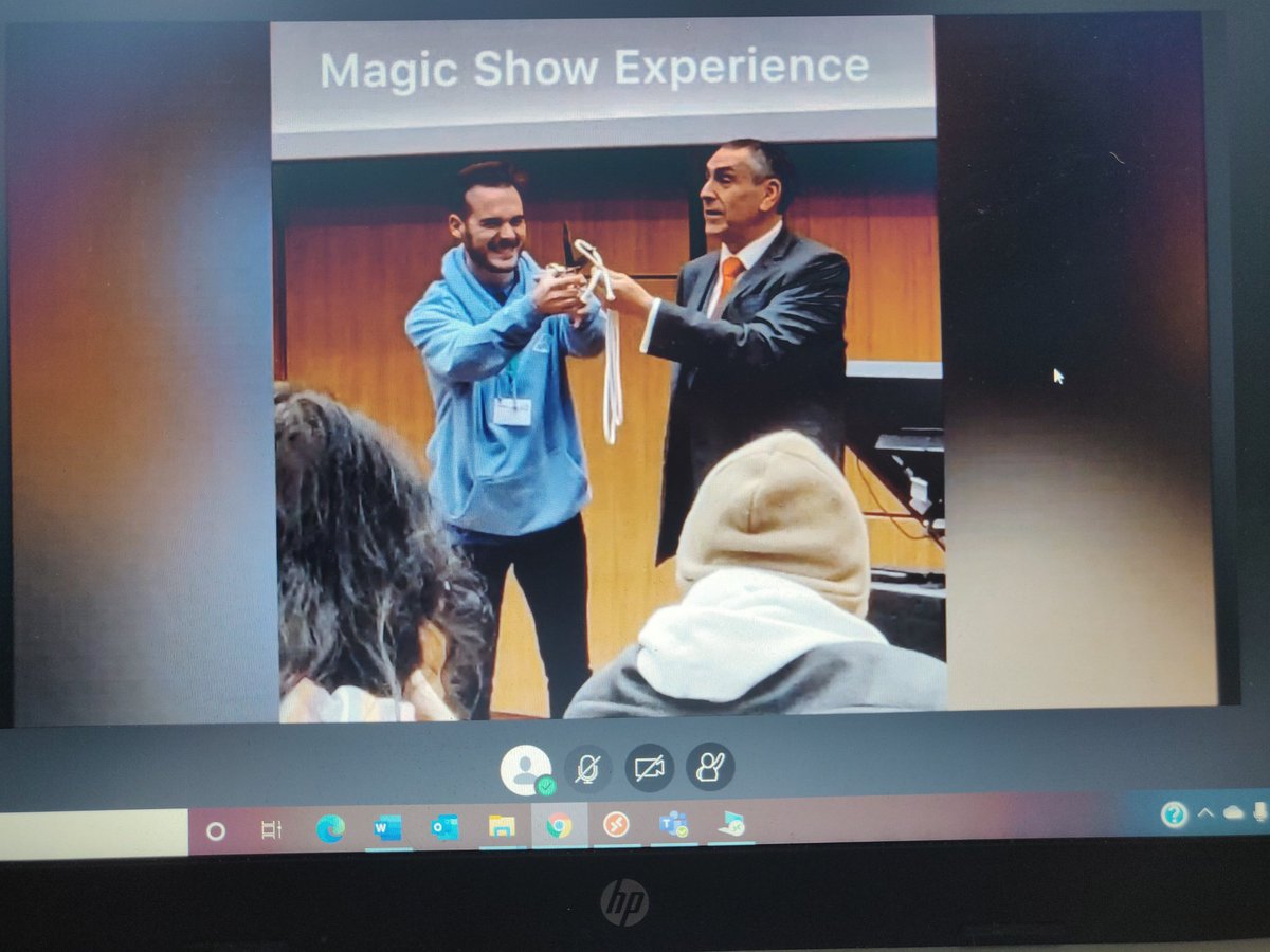 UoL_Contextual's tweet photo. Group 5 are talking us through their experiences of RfE and showing off their bilingual skills - with the help of some special guests on RfE Celebrity Gogglebox! #RFESS20 https://t.co/1vel6KPaer